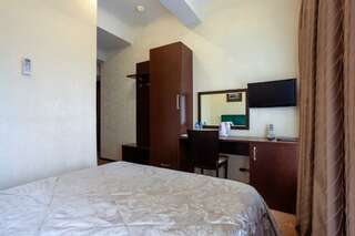 Гостиница Камергерский Москва Стандартный двухместный номер с 1 кроватью-4