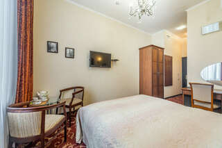 Гостиница Камергерский Москва Улучшенный двухместный номер с 1 кроватью-2